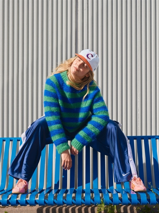 HOOK OUT! af Molla Mills